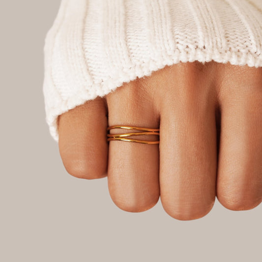 Anillo infinito de oro