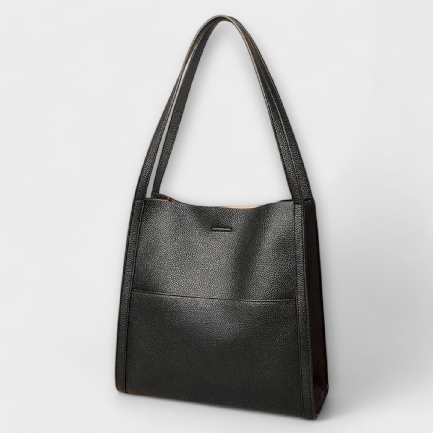 Bolsa de cuero hecha a mano