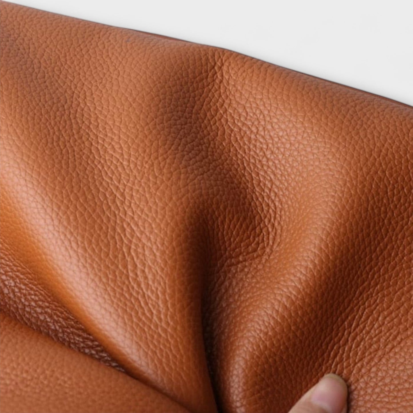 Bolsa de cuero hecha a mano