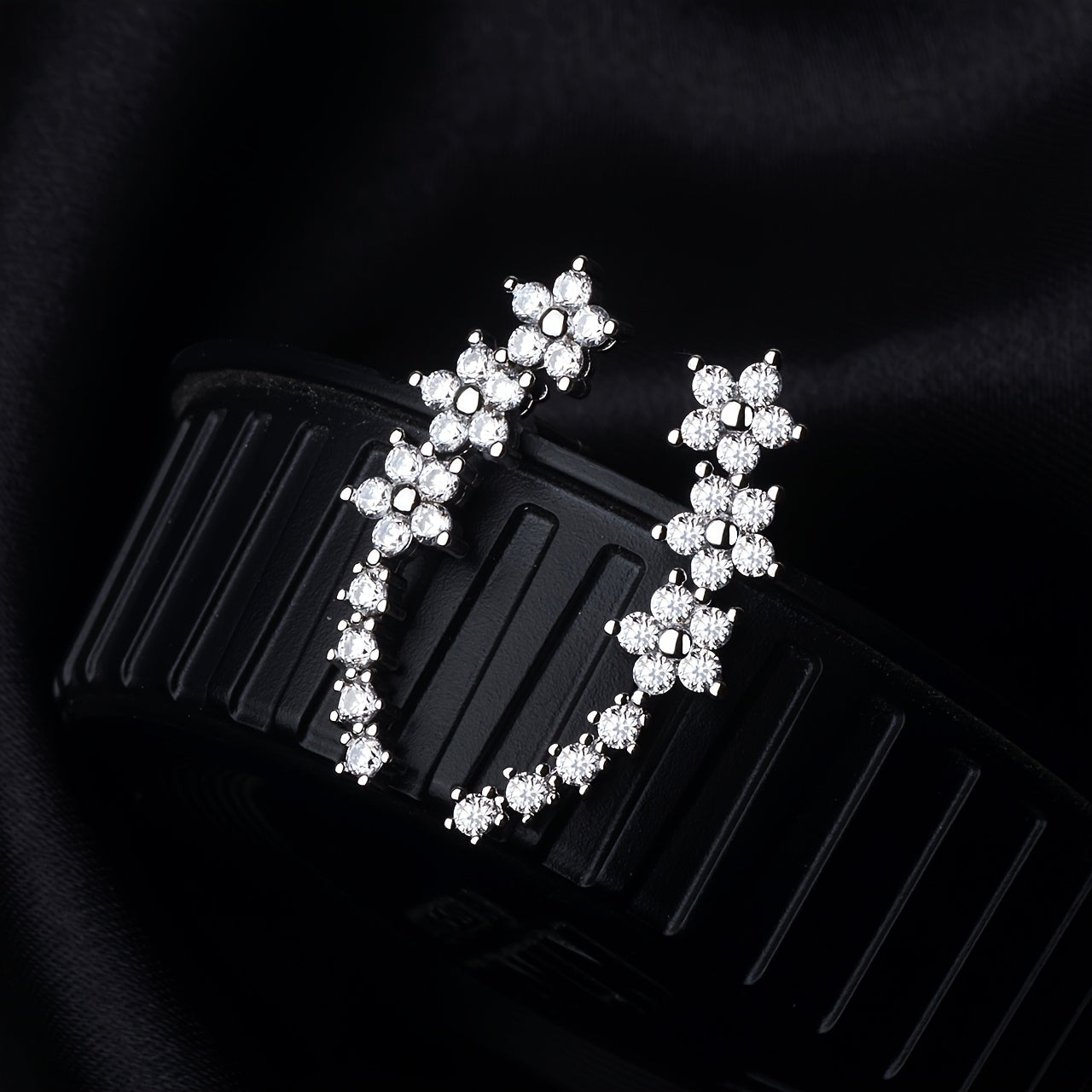 Pendientes florales atemporales