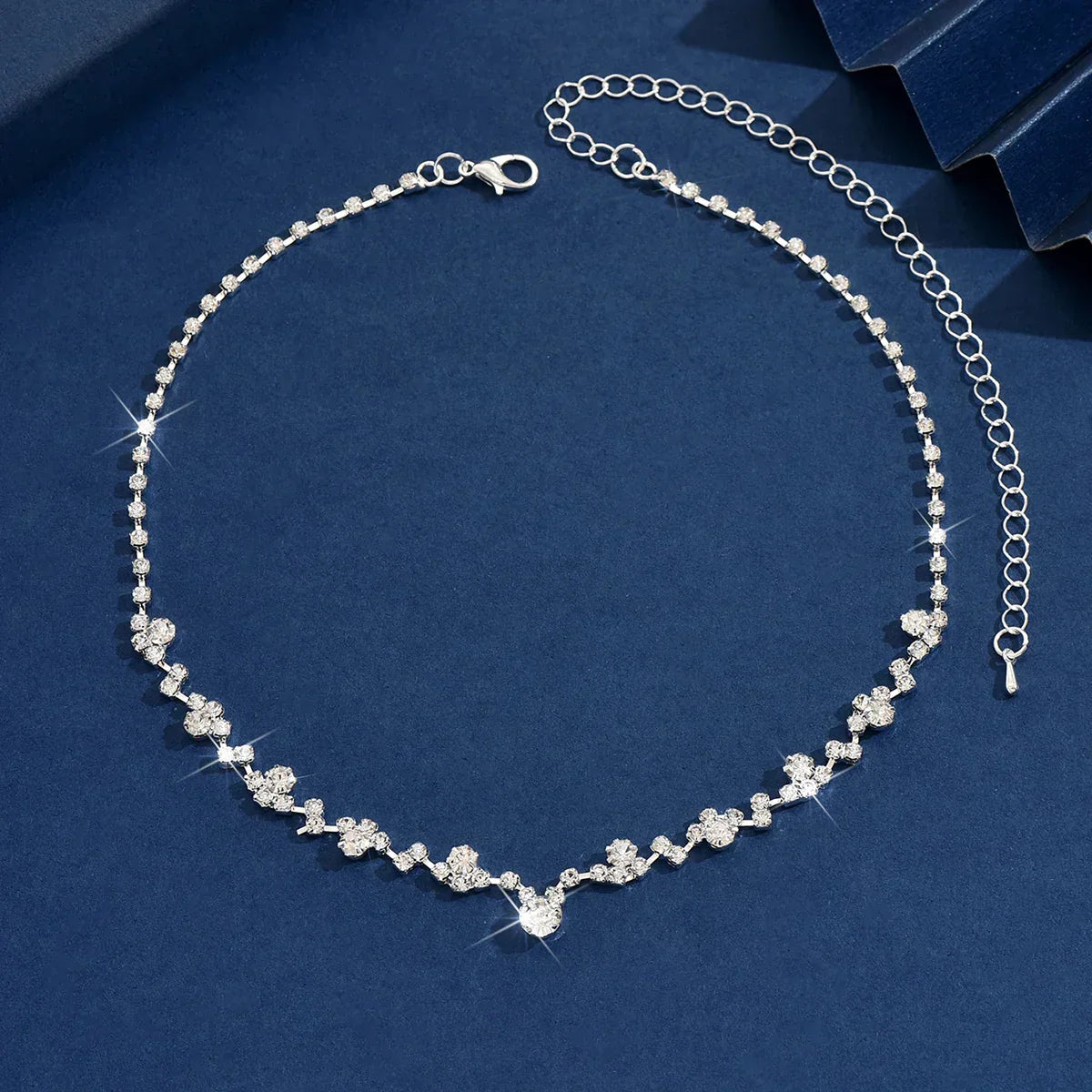 Elegante collar de boda con diamantes