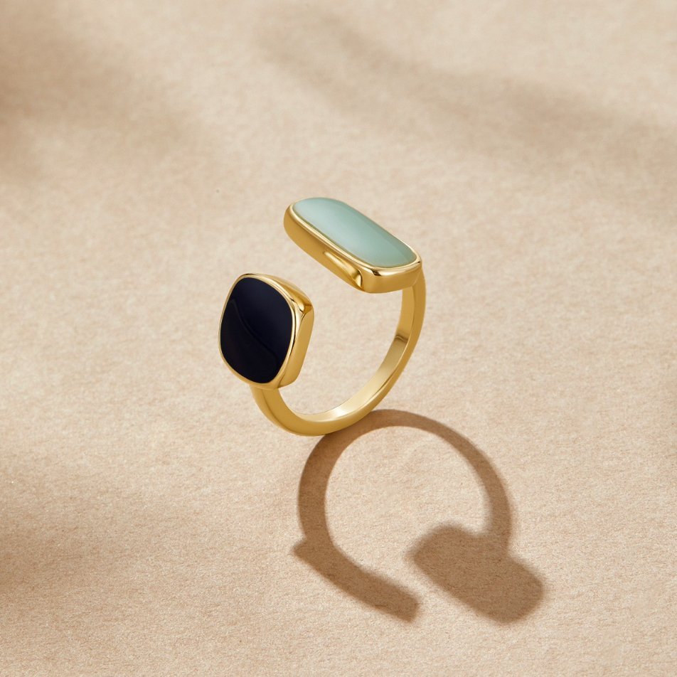 Anillo envolvente con aguamarina