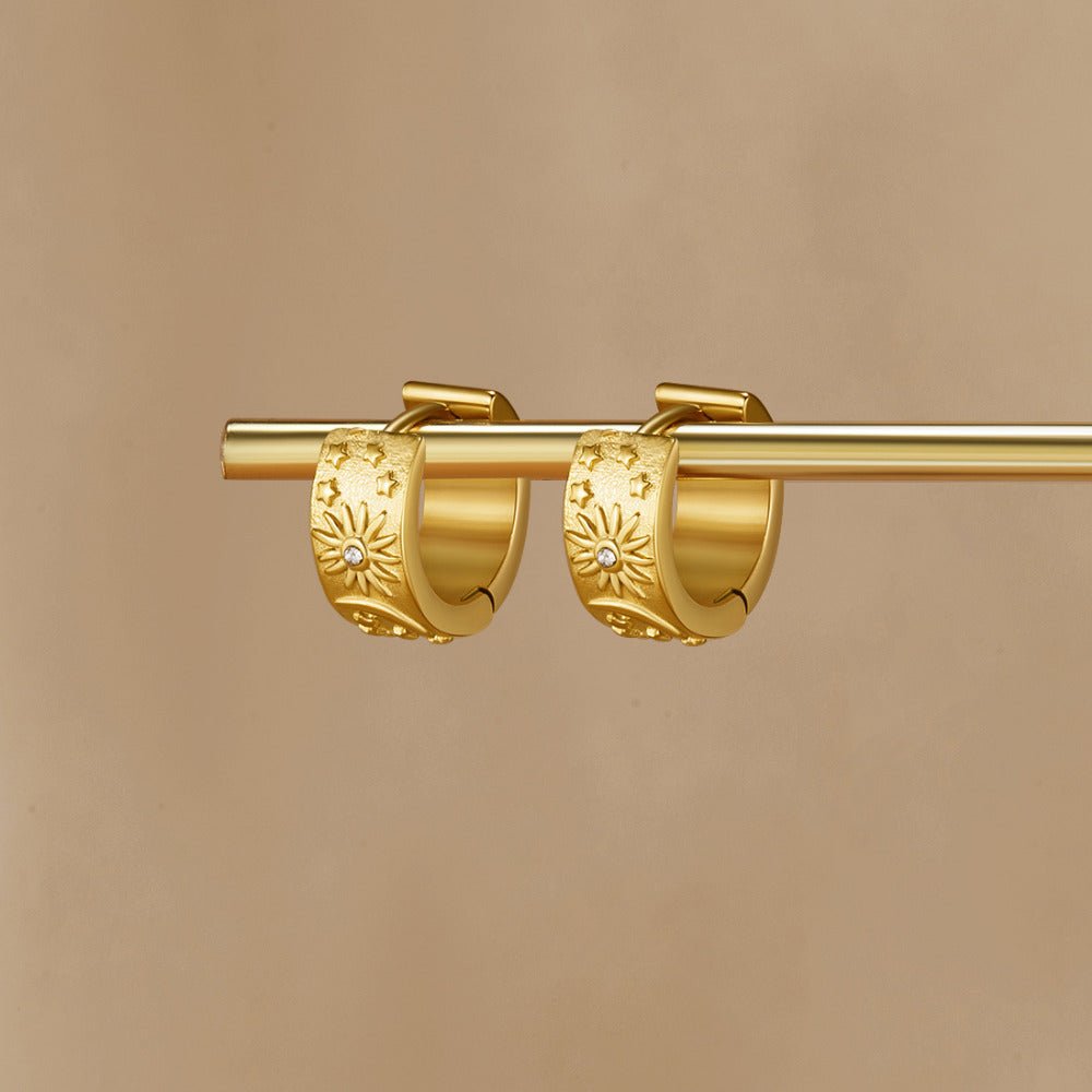 Aretes de aro dorados celestiales