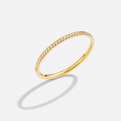 Anillo Eternity de cristal y oro de 18 quilates