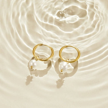 Aretes de aro Bella con perlas de agua dulce