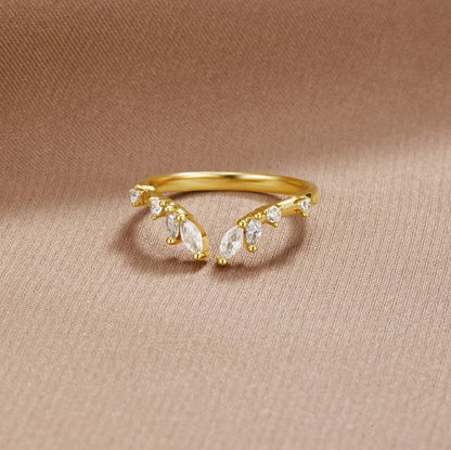 Anillo Lily Crystal Gold Vine