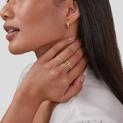 Anillo de capas de cristal blanco Marissa