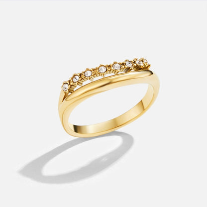 Anillo de capas de cristal blanco Marissa
